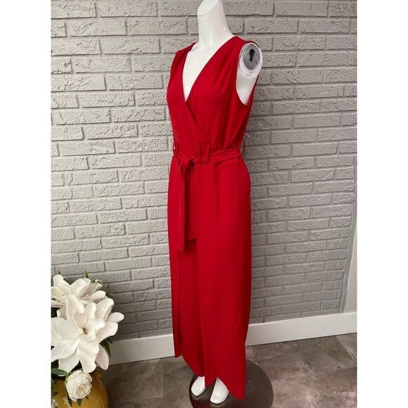 Emma & Michele Sleeveless Red Belted Jumpsuit Size 10 - Picture 3 of 12